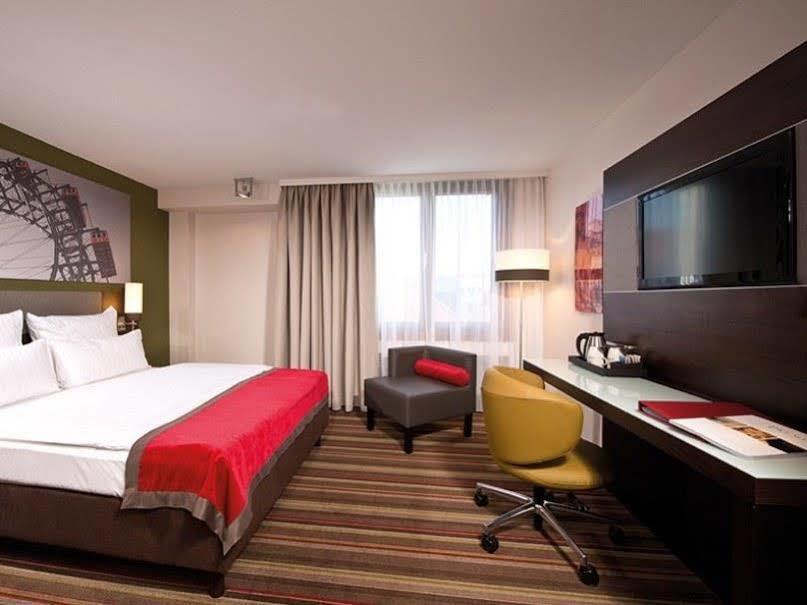 Leonardo Westbahnhof 4* Wien